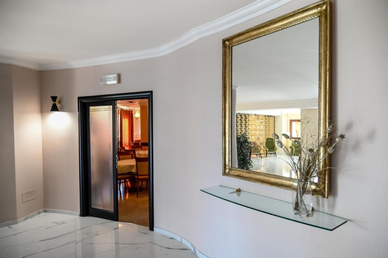 Roma Domus Hotel Ponzano Romano Ngoại thất bức ảnh